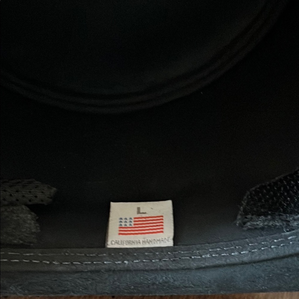 Black Leather Top Hat with Authentic Snakeskin Accents - Picture 6 of 7